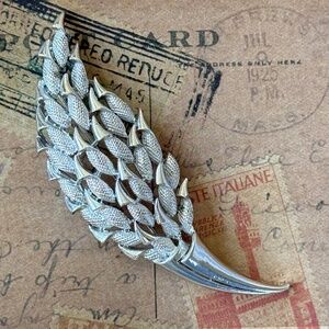 VINTAGE CORO Brooch Silver Abstract Cone